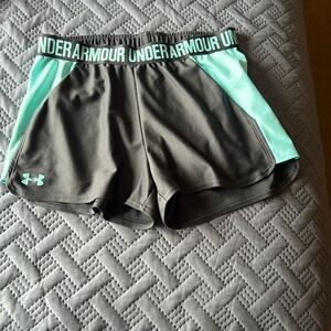 Women’s under Armour athletic shorts